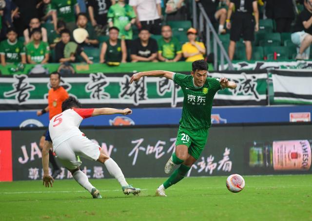 v站-八月双线抢分攻略受创 “工体魔咒”下申花金身告破