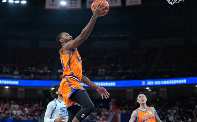 CBA最新消息！曝上海男篮裁掉弗格，赵继伟正式复出