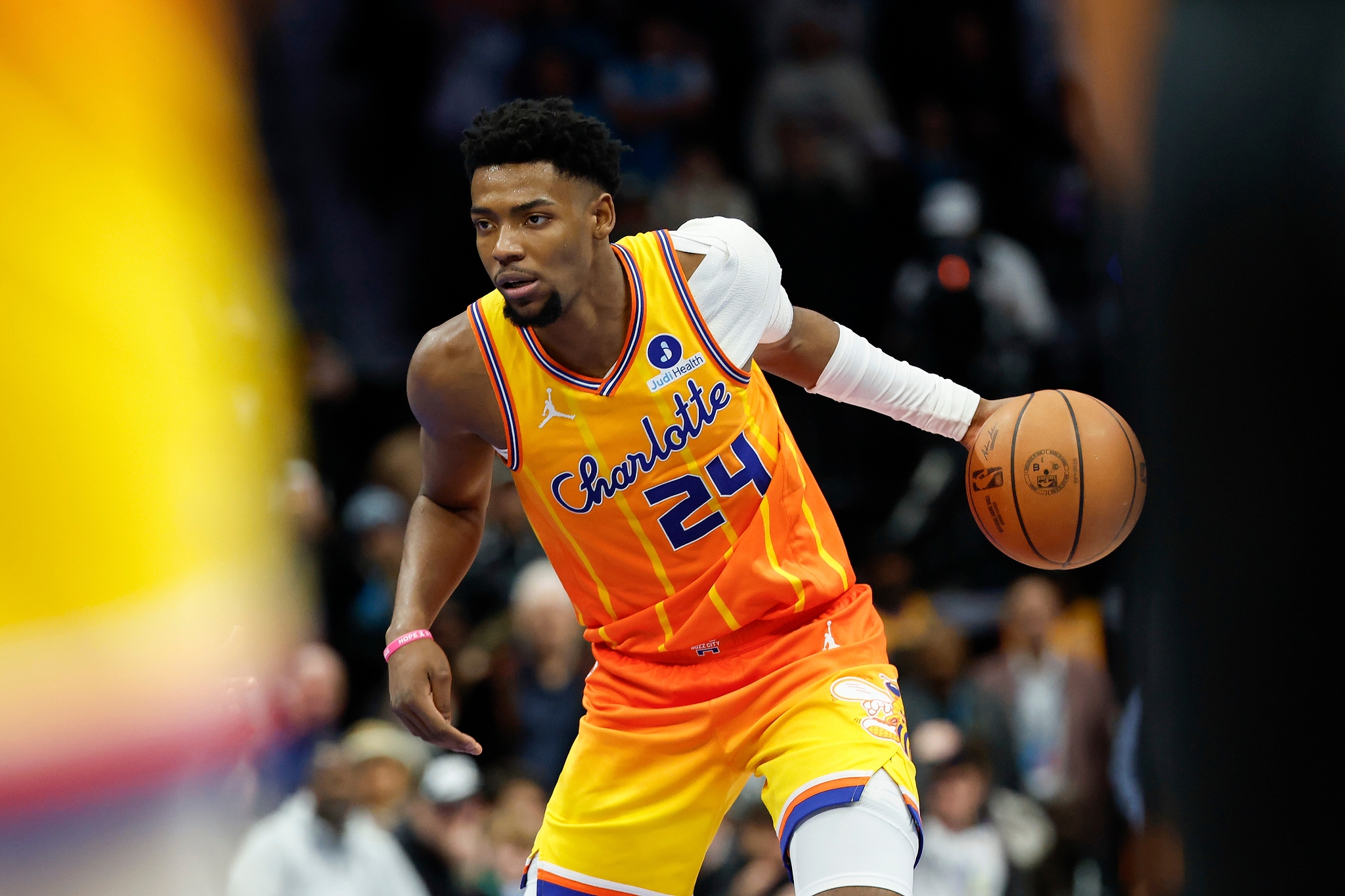 v体育-米勒26+8文班亚马16+8 黄蜂力克马刺获六连胜